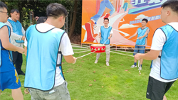 電子產(chǎn)品組裝加工廠團建活動